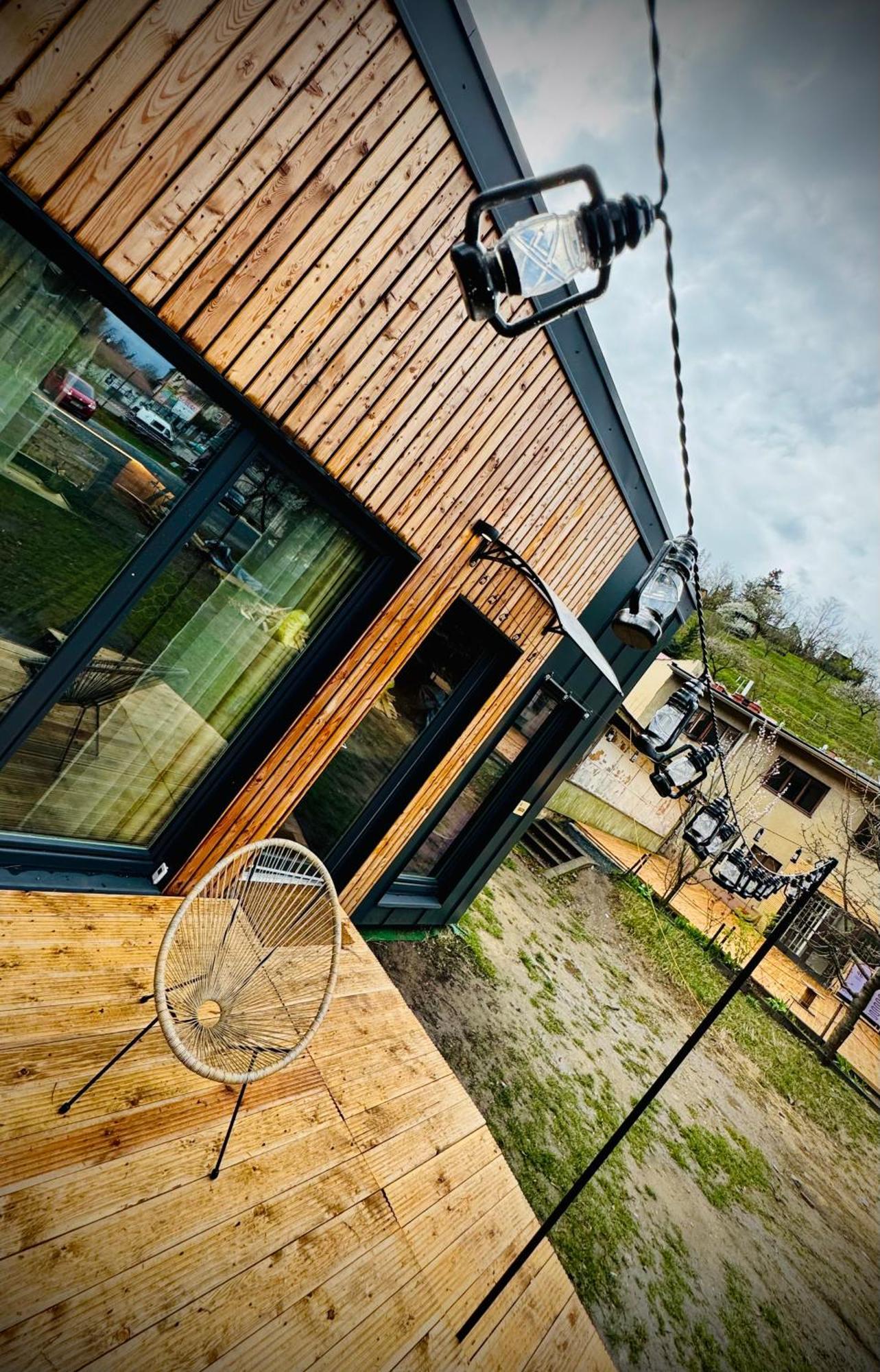Апартаменти Tiny House Baraczek Brno-Jundrov, Ulice Veslarska Екстер'єр фото
